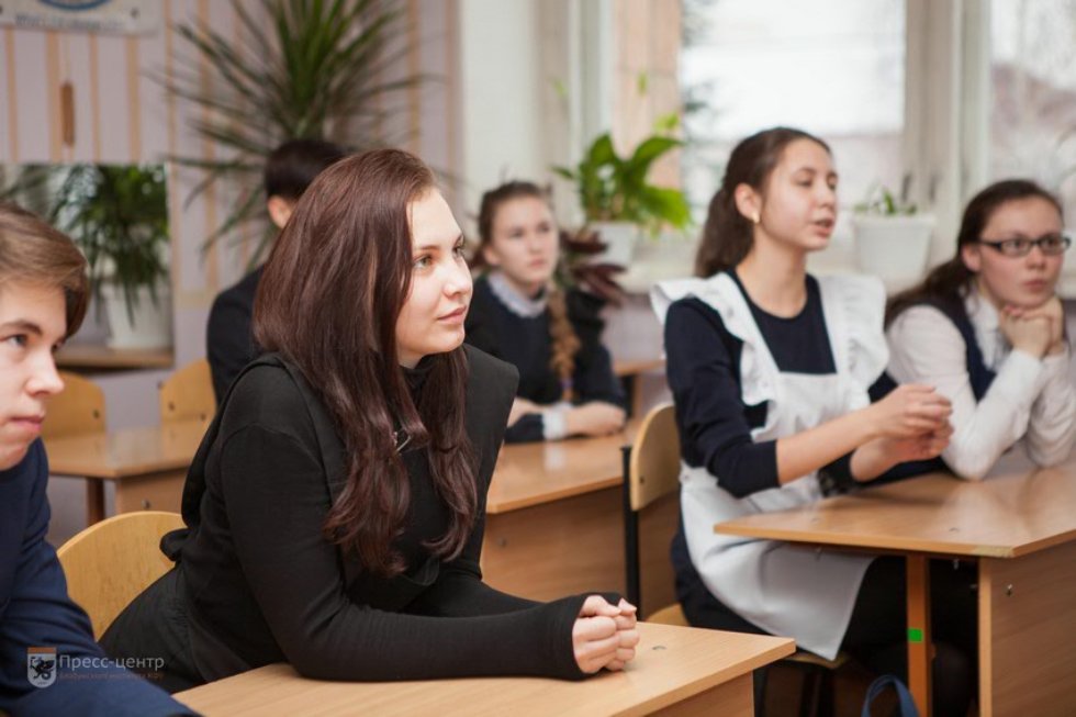Участники центра изучения молодежных культур вновь побывали в школе Участники центра изучения молодежных культур вновь побывали в школе