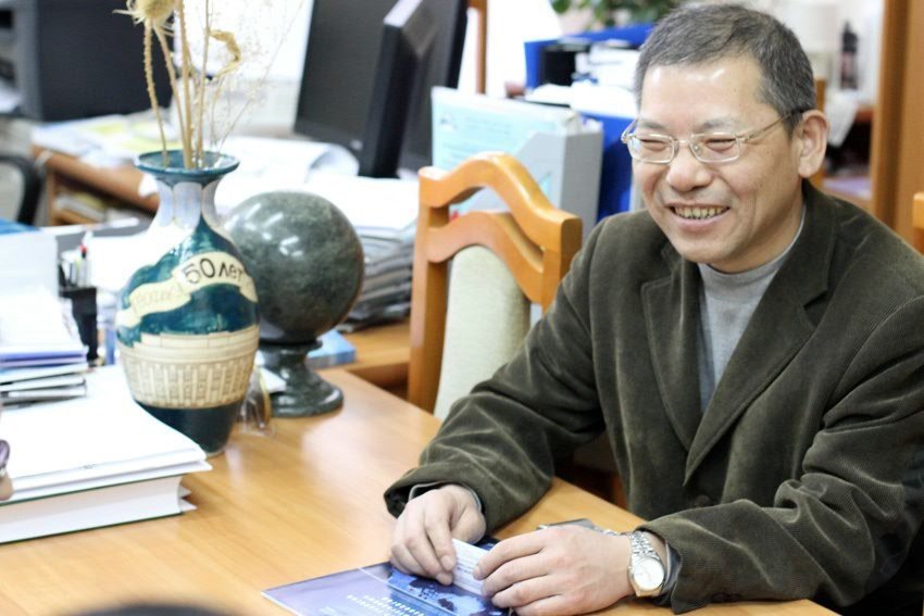 Joint Lunar Studies of Kazan and Chinese researchers ,
