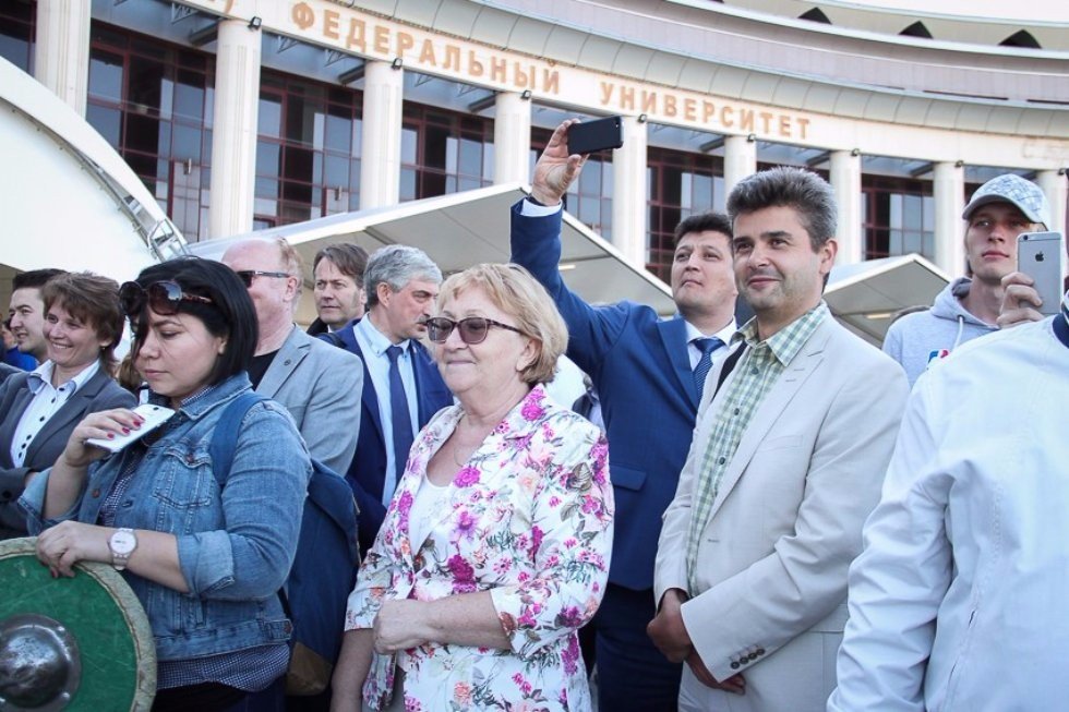 Первый интерактивный научно-популярный лекторий 'Наука в летнюю ночь' Первый интерактивный научно-популярный лекторий 'Наука в летнюю ночь'