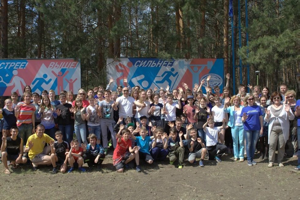 Profile session 'IT-territory' was opened with a ceremonial event on the ground of sports camp 'Burevestnik' ,Elabuga Institute