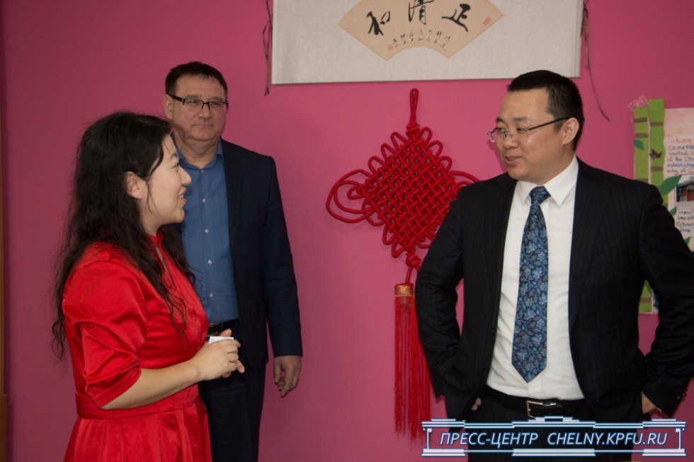 Крупнейший китайский производитель бытовой техники Haier открыл учебный центр на базе КФУ Крупнейший китайский производитель бытовой техники Haier открыл учебный центр на базе КФУ