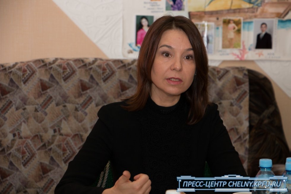 Депутат Альфия Когогина оценила общежитие Набережночелнинского института КФУ Депутат Альфия Когогина оценила общежитие Набережночелнинского института КФУ