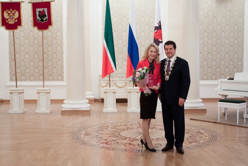 Тринадцать студентов и аспирантов Казанского университета удостоились именных стипендий мэра Ильсура Метшина Тринадцать студентов и аспирантов Казанского университета удостоились именных стипендий мэра Ильсура Метшина