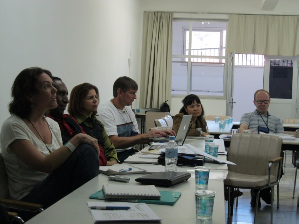 International collaboration of mathematicians, linguists and educators shows results (dedicated to Lobachevsky Year at Kazan University) International collaboration of mathematicians, linguists and educators shows results (dedicated to Lobachevsky Year at Kazan University)