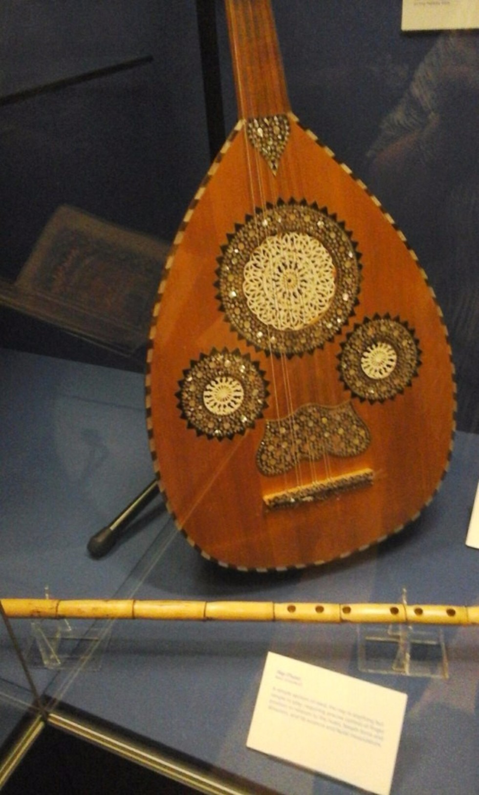 Международный Симпозиум 'Присутствие через звук: место и современная музыка Восточной Азии' Международный Симпозиум 'Присутствие через звук: место и современная музыка Восточной Азии'