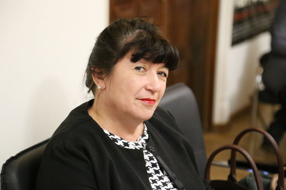 Система общественных ценностей глазами современной женщины: обсуждение и дебаты на круглом столе в Кремле. Система общественных ценностей глазами современной женщины: обсуждение и дебаты на круглом столе в Кремле.