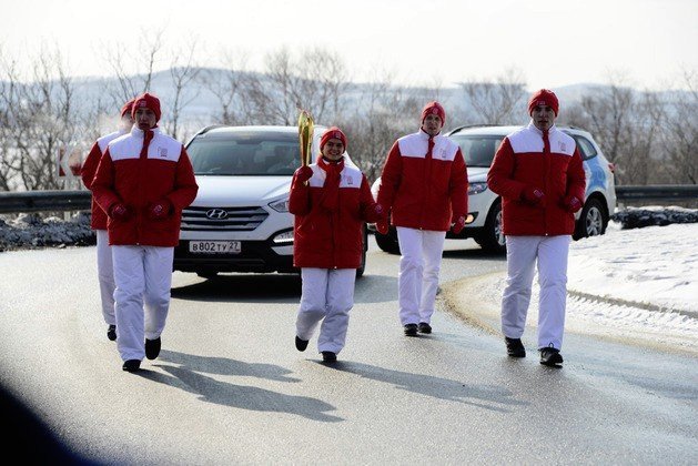 A Flask with the Universiade Flame was Delivered to Vladivostok by Plane ,
