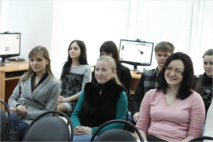 KFU Administration was presented a laboratory for telecommunication systems