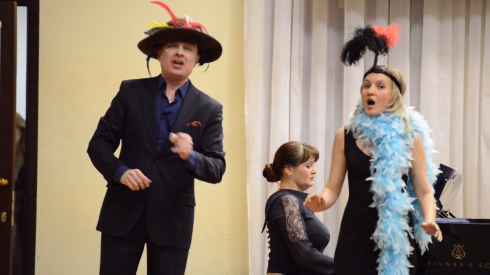 Влюбленная в музыку? Влюбленная в музыку?