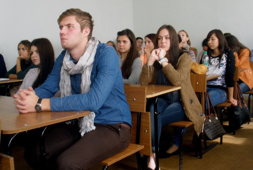 Japanese professor told about local administration in Tatar village