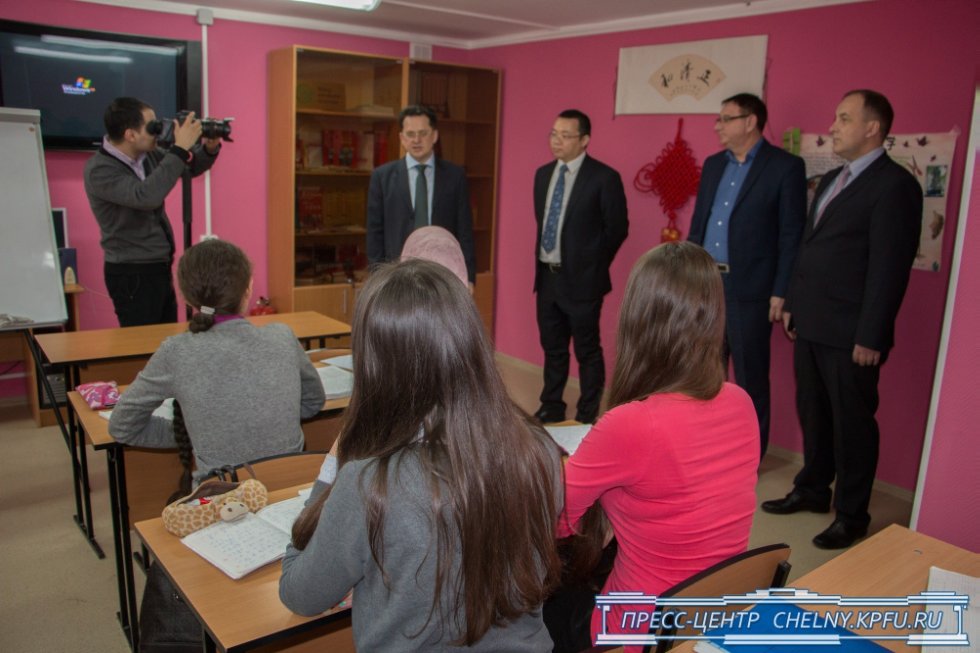 Крупнейший китайский производитель бытовой техники Haier открыл учебный центр на базе КФУ Крупнейший китайский производитель бытовой техники Haier открыл учебный центр на базе КФУ