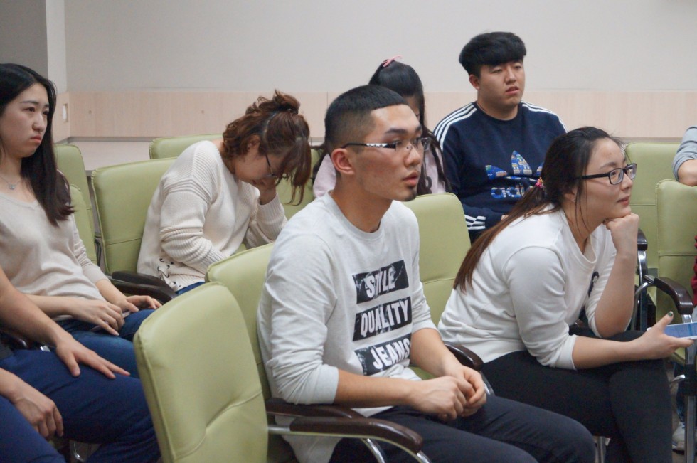 Студенты из Китая соревновались в знании русского языка Студенты из Китая соревновались в знании русского языка