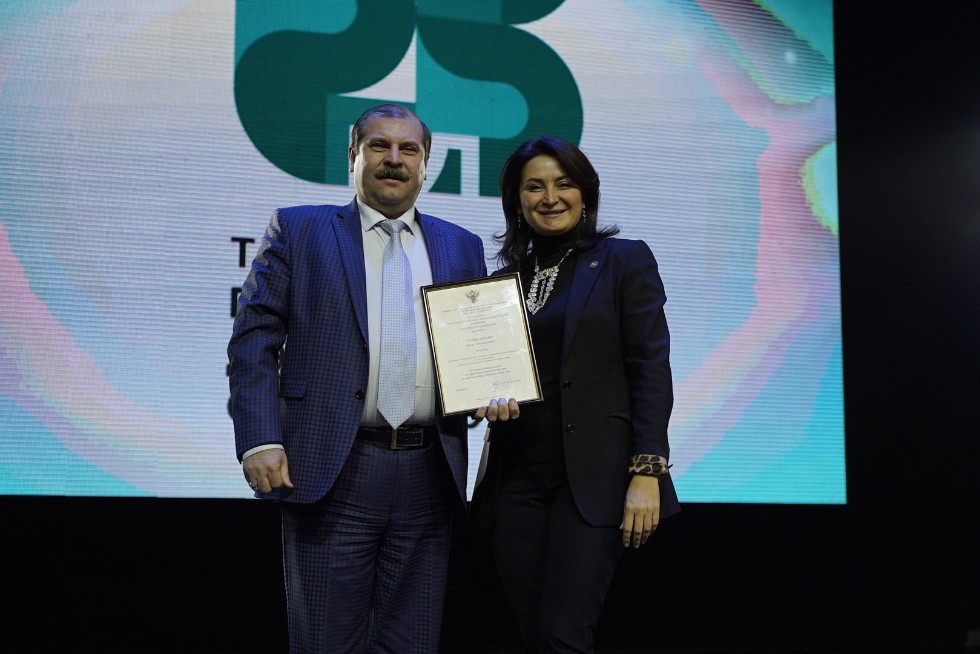 Vice-Rector Arif Mezhvedilov receives the title of an Honorary Worker of Youth Policy of the Republic of Tatarstan ,Government of Tatarstan, awards