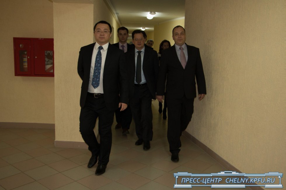 Крупнейший китайский производитель бытовой техники Haier открыл учебный центр на базе КФУ Крупнейший китайский производитель бытовой техники Haier открыл учебный центр на базе КФУ