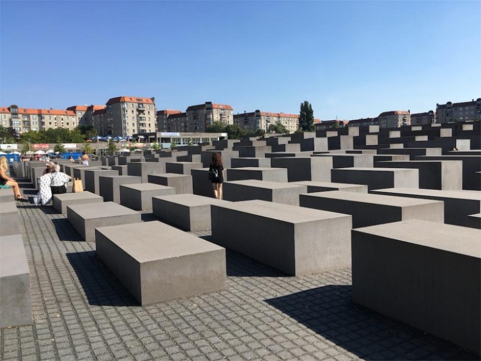 Студенты и преподаватели кафедры дизайна и национальных искусств ИФМК КФУ завоевали первое место в Германии Студенты и преподаватели кафедры дизайна и национальных искусств ИФМК КФУ завоевали первое место в Германии