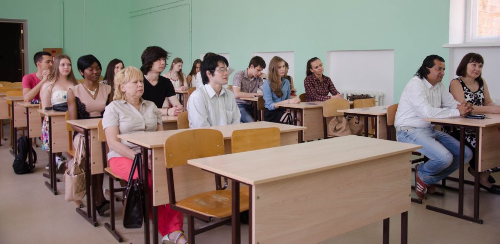 Торжественная церемония награждения победителей конкурса 'Голубое перо' Торжественная церемония награждения победителей конкурса 'Голубое перо'