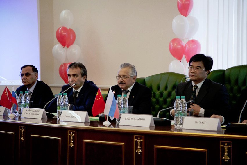 Intercultural Dialogue between Russia and China