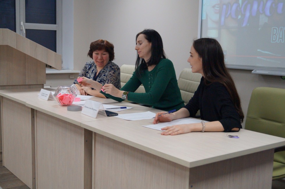 Студенты из Китая соревновались в знании русского языка Студенты из Китая соревновались в знании русского языка