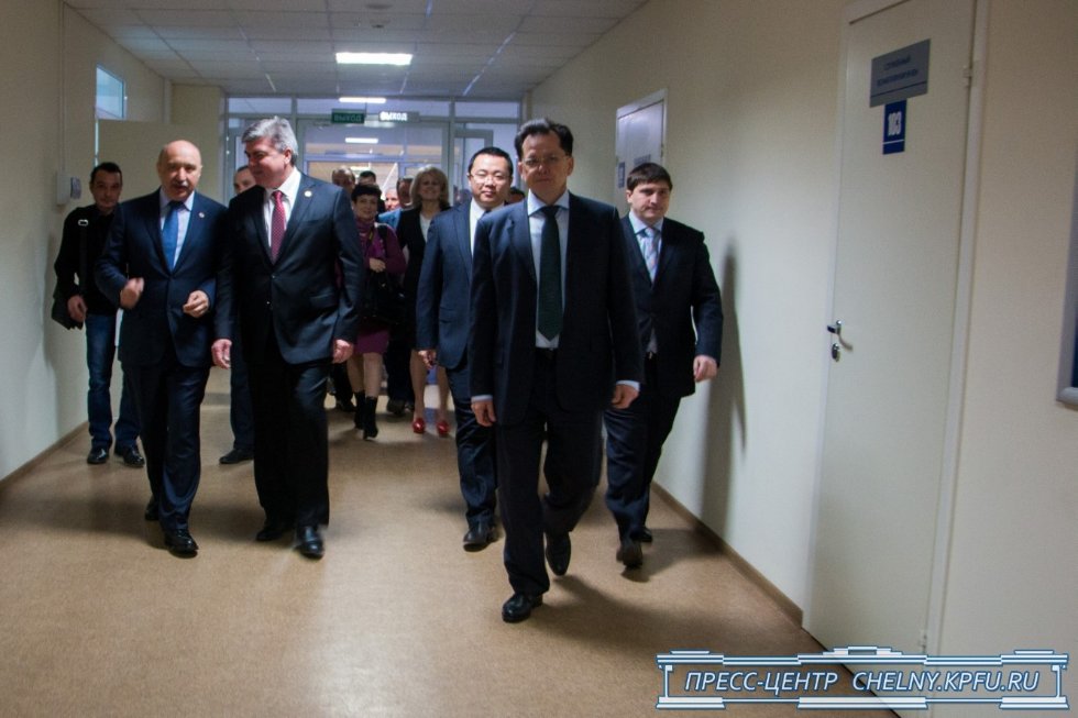 Крупнейший китайский производитель бытовой техники Haier открыл учебный центр на базе КФУ Крупнейший китайский производитель бытовой техники Haier открыл учебный центр на базе КФУ