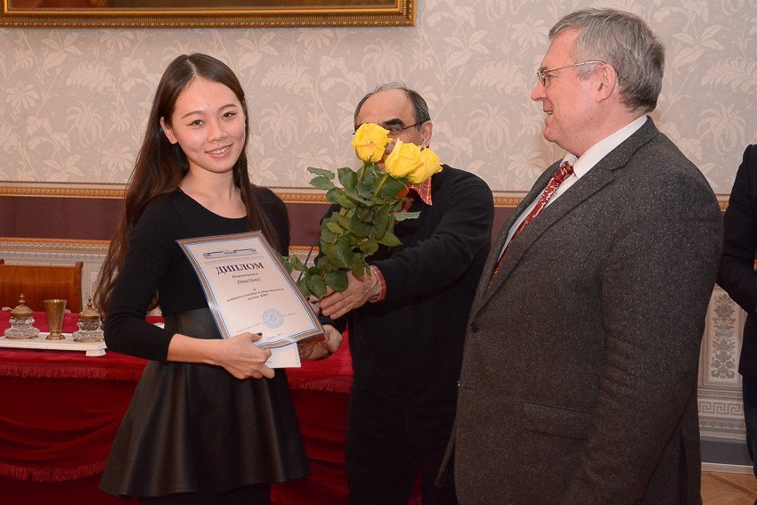 KFU Awards The Most Active International Students