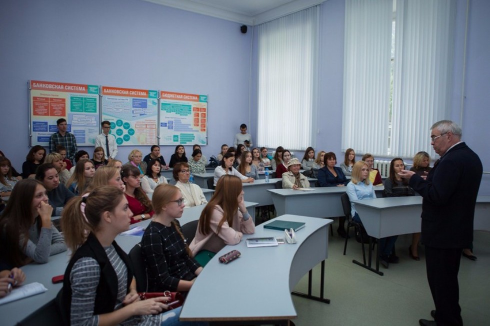 Olga Tukchacheva, Marina Tsvetaeva's grand-niece, and Svetlana Romanova, a People's Actress of the Russian Federation and the Republic of Tatarstan, were awarded the VIII Literary Prize (the Marina Tsvetaeva Prize) in Elabuga Institute of KFU.