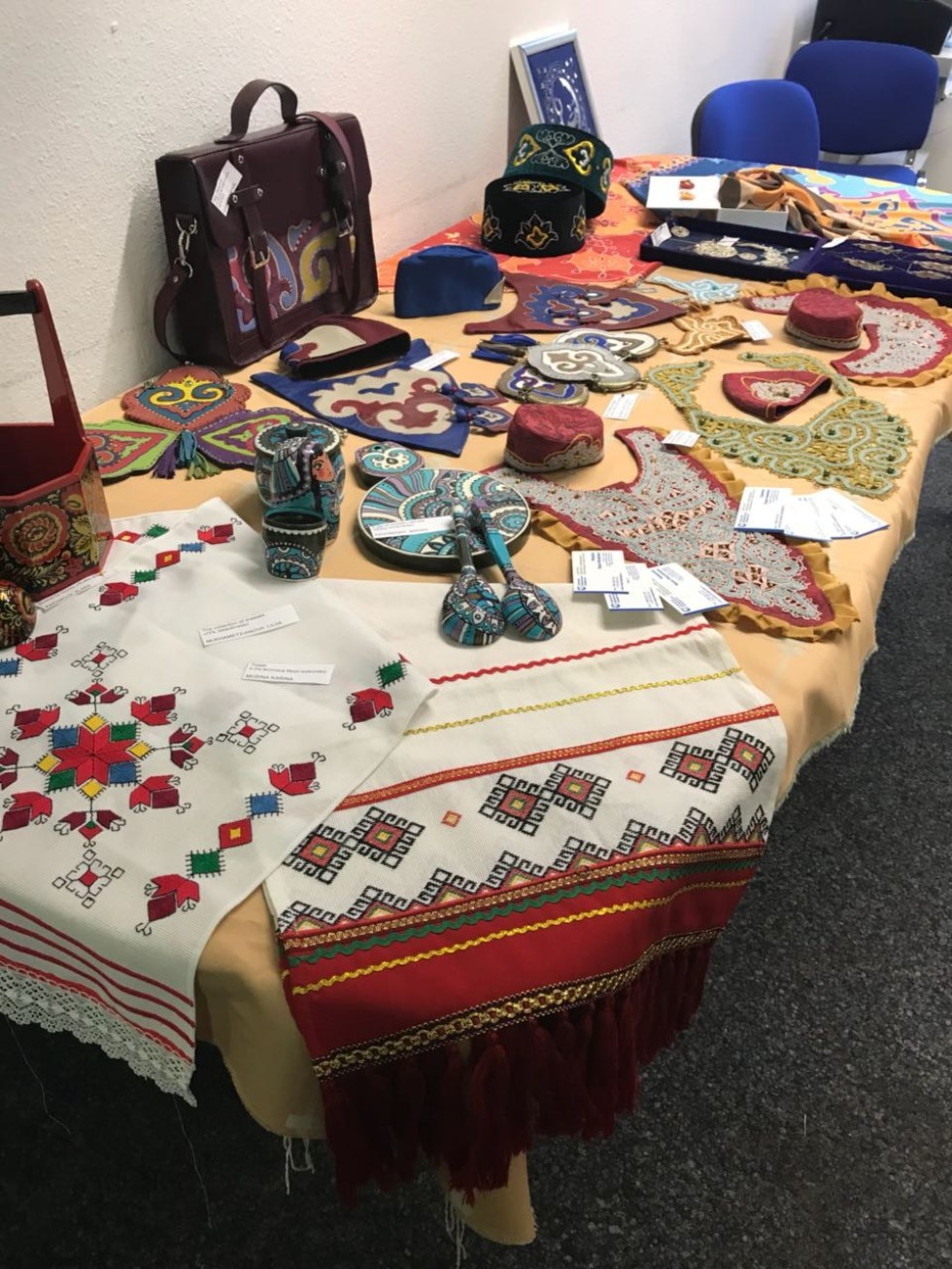 Студенты и преподаватели кафедры дизайна и национальных искусств ИФМК КФУ завоевали первое место в Германии Студенты и преподаватели кафедры дизайна и национальных искусств ИФМК КФУ завоевали первое место в Германии