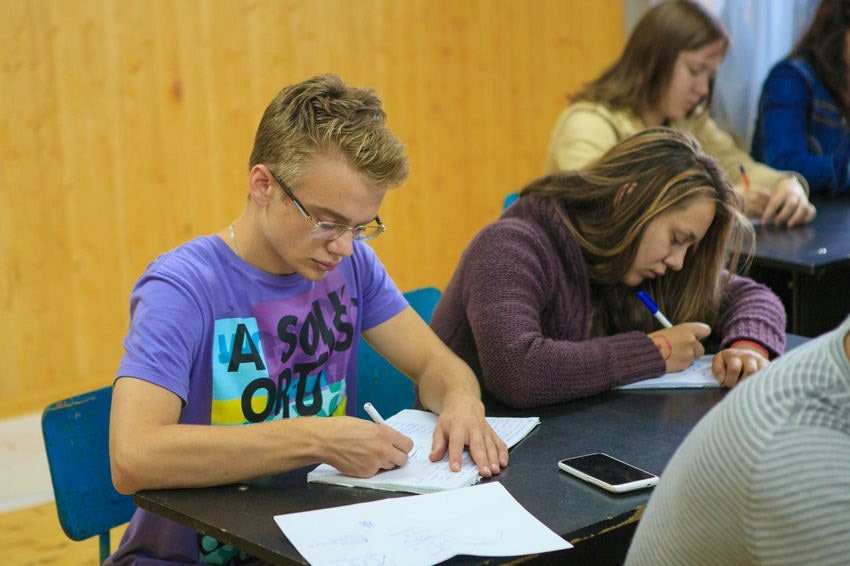 Самые лучшие студенты КФУ прошли обучение в Школе лидерства и предпринимательства Самые лучшие студенты КФУ прошли обучение в Школе лидерства и предпринимательства