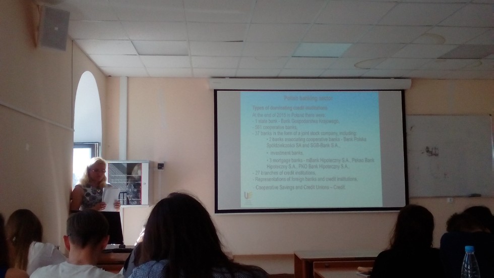 Вторая лекция адъюнкта Вроцлавского университета Магдалена Бувалек Вторая лекция адъюнкта Вроцлавского университета Магдалена Бувалек