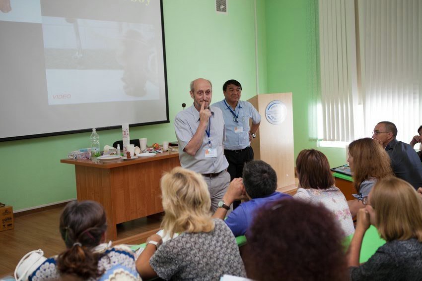 Занимательная физика в опытах (мастер-класс Международного фестиваля школьных учителей в Елабужском институте КФУ) Занимательная физика в опытах (мастер-класс Международного фестиваля школьных учителей в Елабужском институте КФУ)