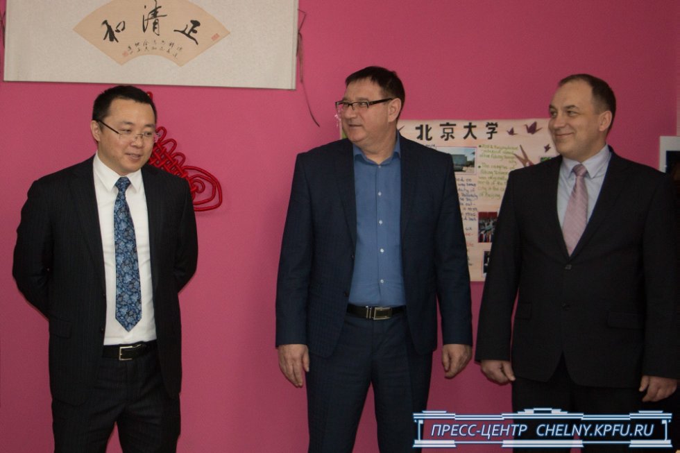 Крупнейший китайский производитель бытовой техники Haier открыл учебный центр на базе КФУ Крупнейший китайский производитель бытовой техники Haier открыл учебный центр на базе КФУ