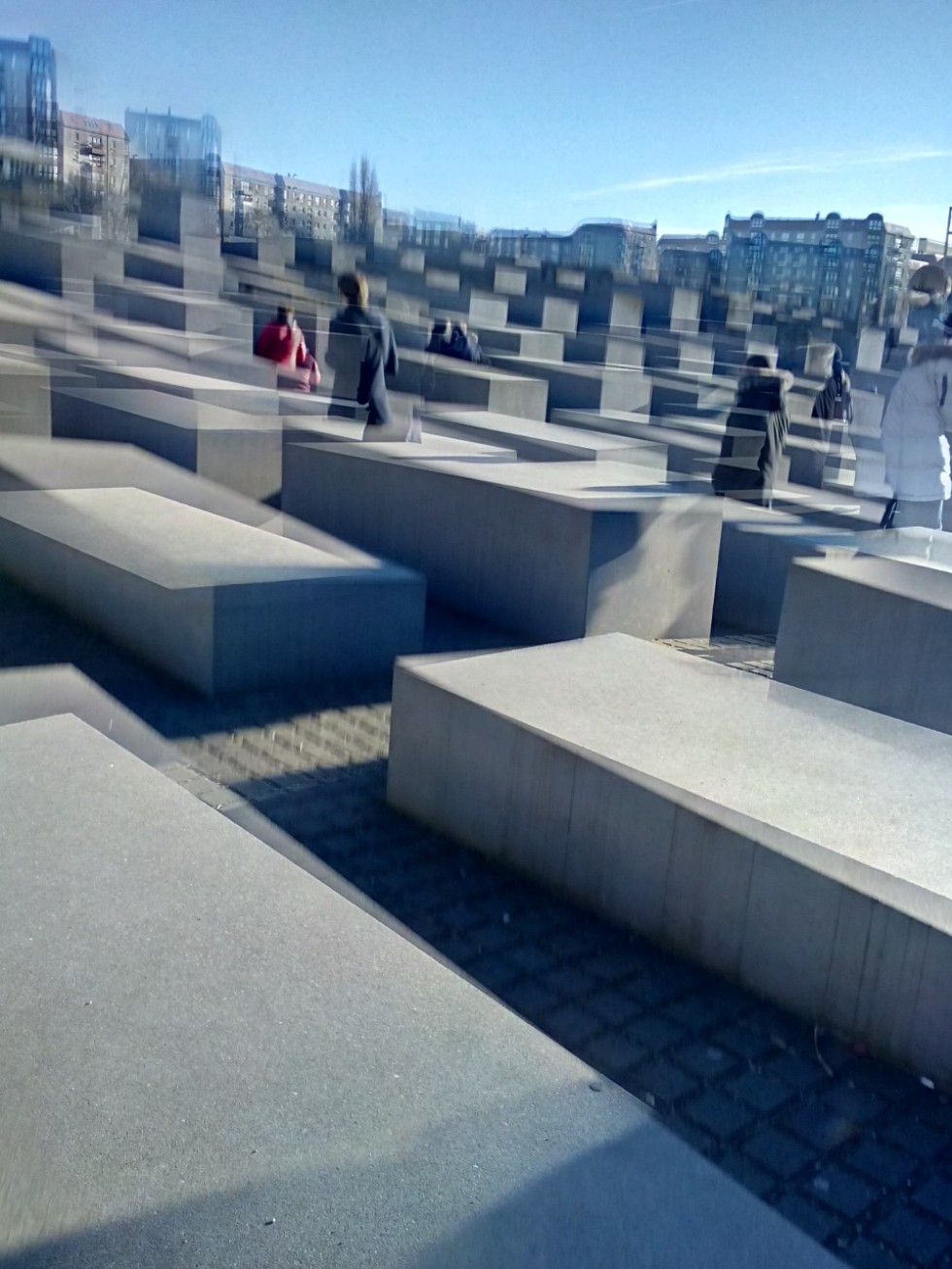 Студенты и преподаватели кафедры дизайна и национальных искусств ИФМК КФУ завоевали первое место в Германии Студенты и преподаватели кафедры дизайна и национальных искусств ИФМК КФУ завоевали первое место в Германии