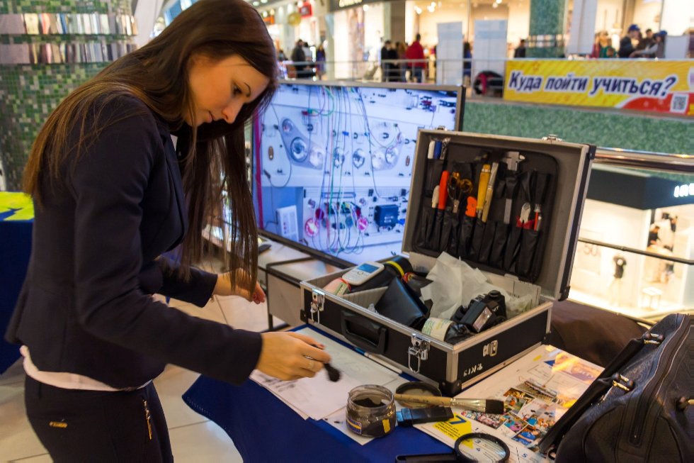 День открытых дверей Набережночелнинского института КФУ День открытых дверей Набережночелнинского института КФУ