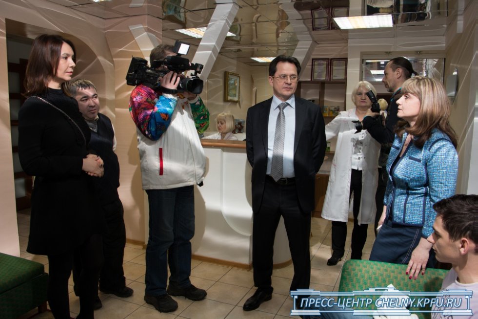 Депутат Альфия Когогина оценила общежитие Набережночелнинского института КФУ Депутат Альфия Когогина оценила общежитие Набережночелнинского института КФУ