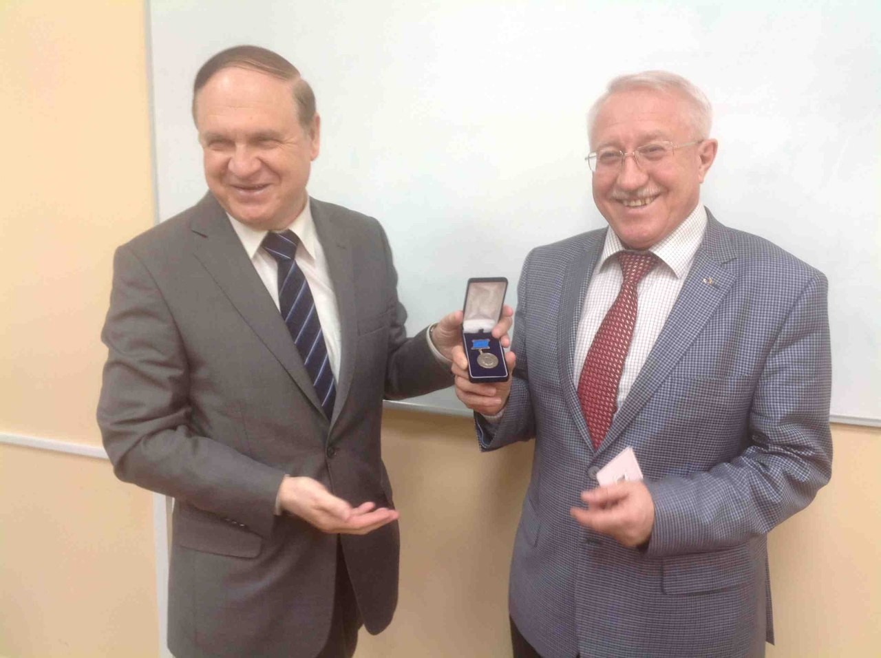 Апрельские тезисы Апрельские тезисы