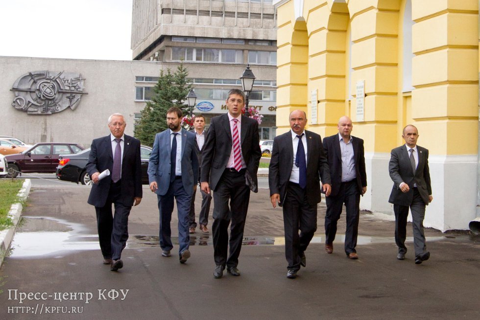 Roadmap of the KFU program for increasing competitiveness was introduced to Alexander Povalko
