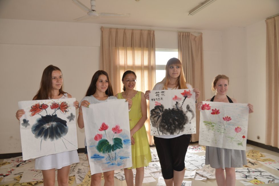 Huaxia-Xiaoxia Summer Camp of KFU Confucius Institute successfully finished up its 4th edition