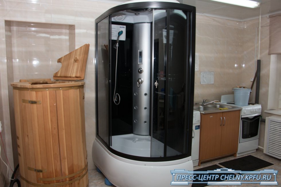 Депутат Альфия Когогина оценила общежитие Набережночелнинского института КФУ Депутат Альфия Когогина оценила общежитие Набережночелнинского института КФУ