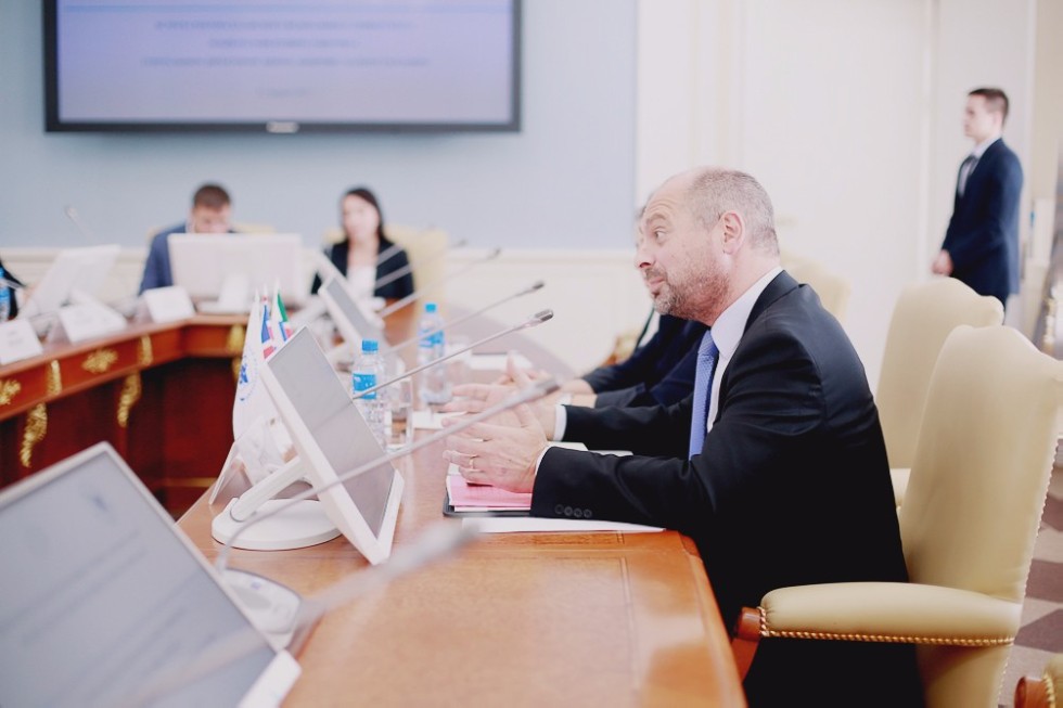 Emerging Opportunities Backed by New Agreement with Cochrane Russia Emerging Opportunities Backed by New Agreement with Cochrane Russia