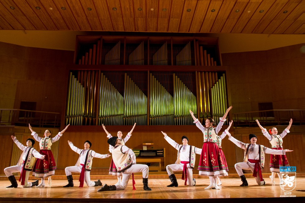 Чествование лучших выпускников КФУ в автограде Чествование лучших выпускников КФУ в автограде