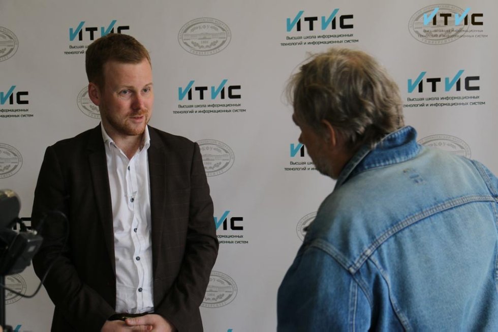 Заглянули в будущее IT вместе с Данилой Медведевым Заглянули в будущее IT вместе с Данилой Медведевым