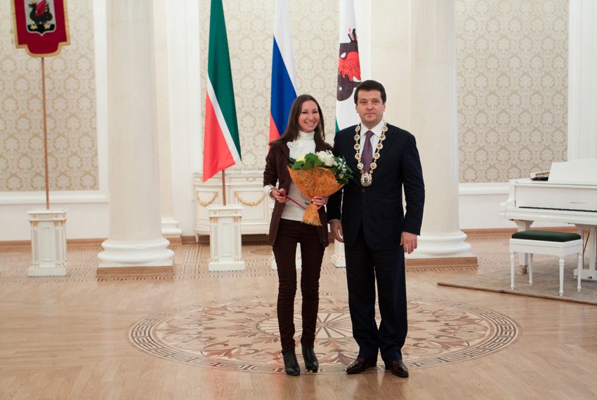 Тринадцать студентов и аспирантов Казанского университета удостоились именных стипендий мэра Ильсура Метшина Тринадцать студентов и аспирантов Казанского университета удостоились именных стипендий мэра Ильсура Метшина