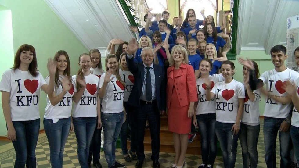 Олег Морозов: еще одна яркая встреча в Елабужском институте КФУ Олег Морозов: еще одна яркая встреча в Елабужском институте КФУ