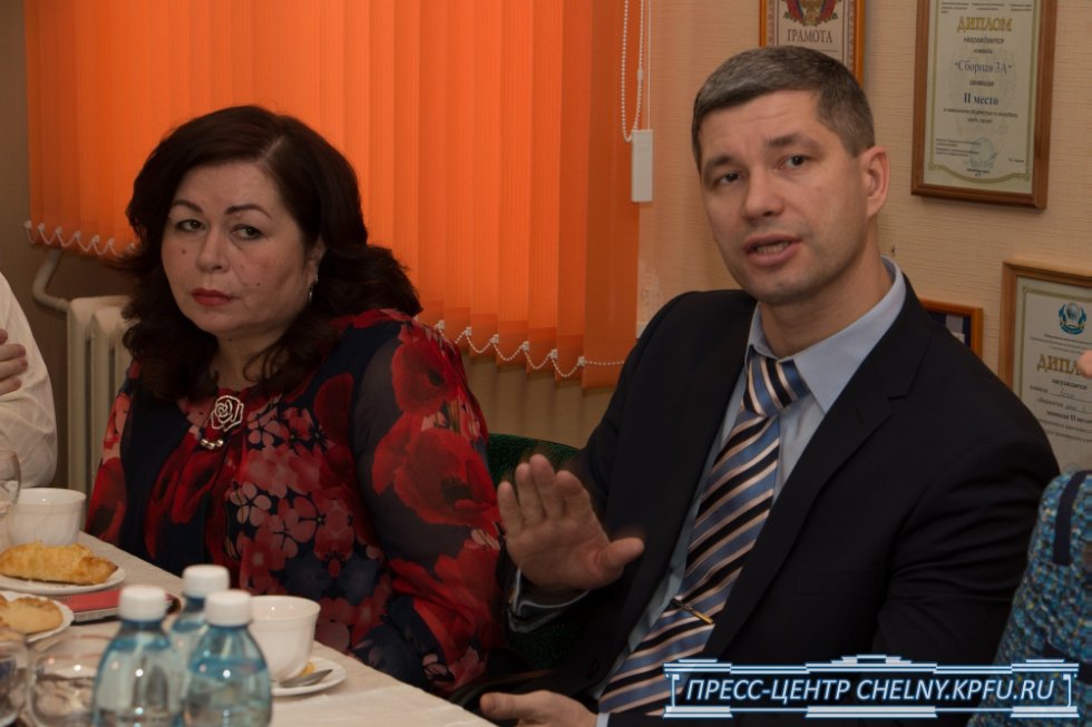 Депутат Альфия Когогина оценила общежитие Набережночелнинского института КФУ Депутат Альфия Когогина оценила общежитие Набережночелнинского института КФУ