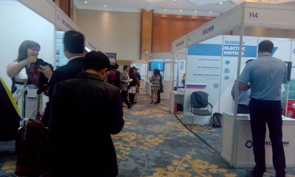 Kazan University at Expo Russia Vietnam 2015 Kazan University at Expo Russia Vietnam 2015