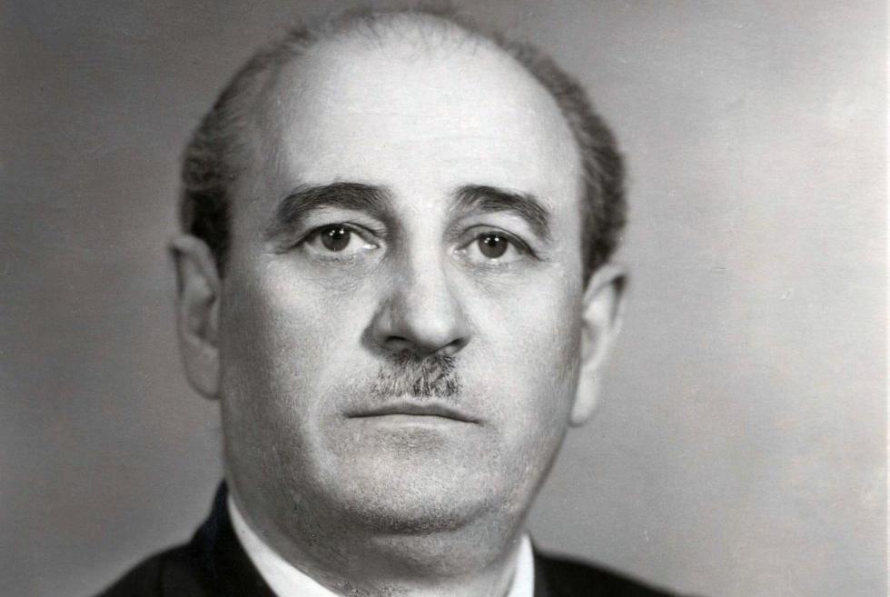 31 января 2015 года исполняется 100 лет со дня рождения видного учёного ? агрария, доктора исторических наук, профессора кафедры всеобщей истории Казанского государственного педагогического института Ю.Г. Трунского 31 января 2015 года исполняется 100 лет со дня рождения видного учёного ? агрария, доктора исторических наук, профессора кафедры всеобщей истории Казанского государственного педагогического института Ю.Г. Трунского