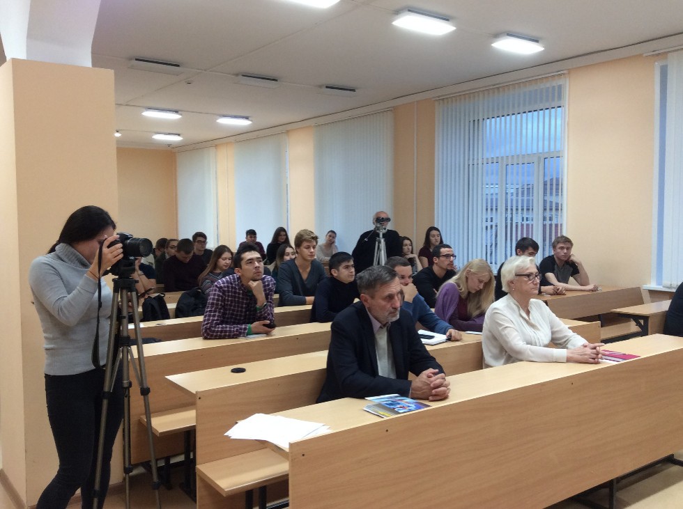 Научно-практический семинар на тему 'Разработка электронных устройств в современных условиях' Научно-практический семинар на тему 'Разработка электронных устройств в современных условиях'