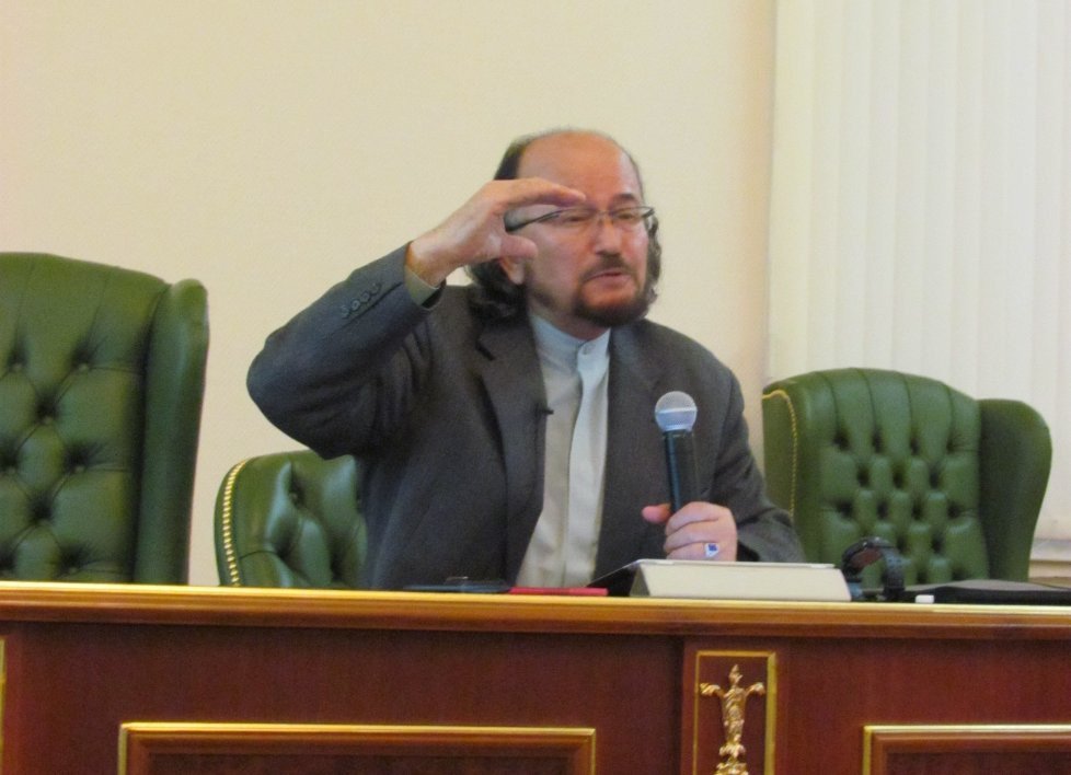 Professor from the University of Indiana: 'It is so pity that few people speak Tatar in Kazan'