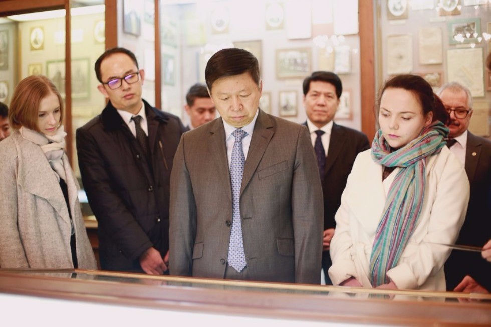 Delegation from the Central Committee of the Communist Party of China Made a Visit