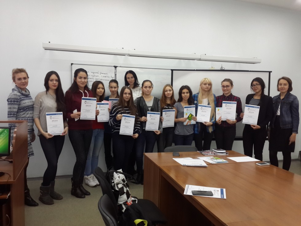 По традиции в ноябре каждого года кафедрой контрастивной лингвистики проводится конкурсная неделя перевода стихов По традиции в ноябре каждого года кафедрой контрастивной лингвистики проводится конкурсная неделя перевода стихов