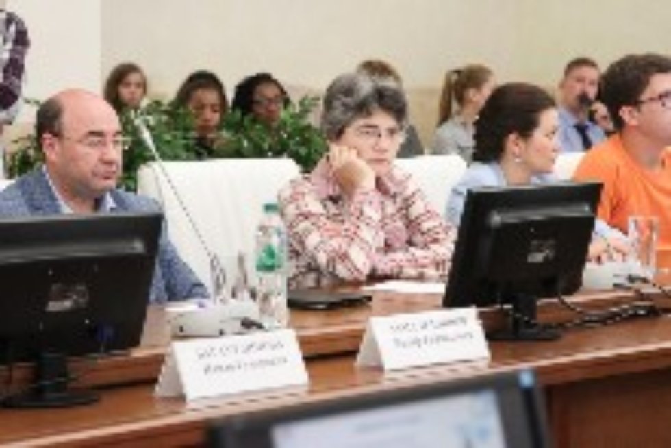 Head of Rossotrudnichestvo Liubov Glebova: 'Universities should take part in working out new mechanisms of recruiting overseas students'